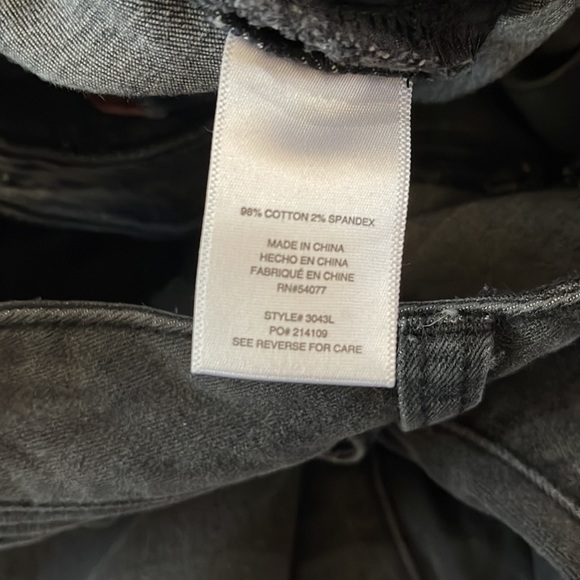 Cabi Curvy Slim Boot Brush Denim Jeans Style 3043L - Picture 4 of 8